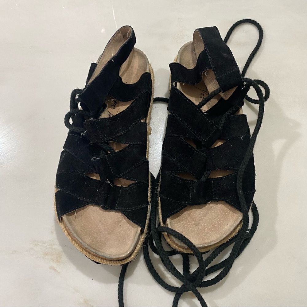 Free People leather sandals size 37